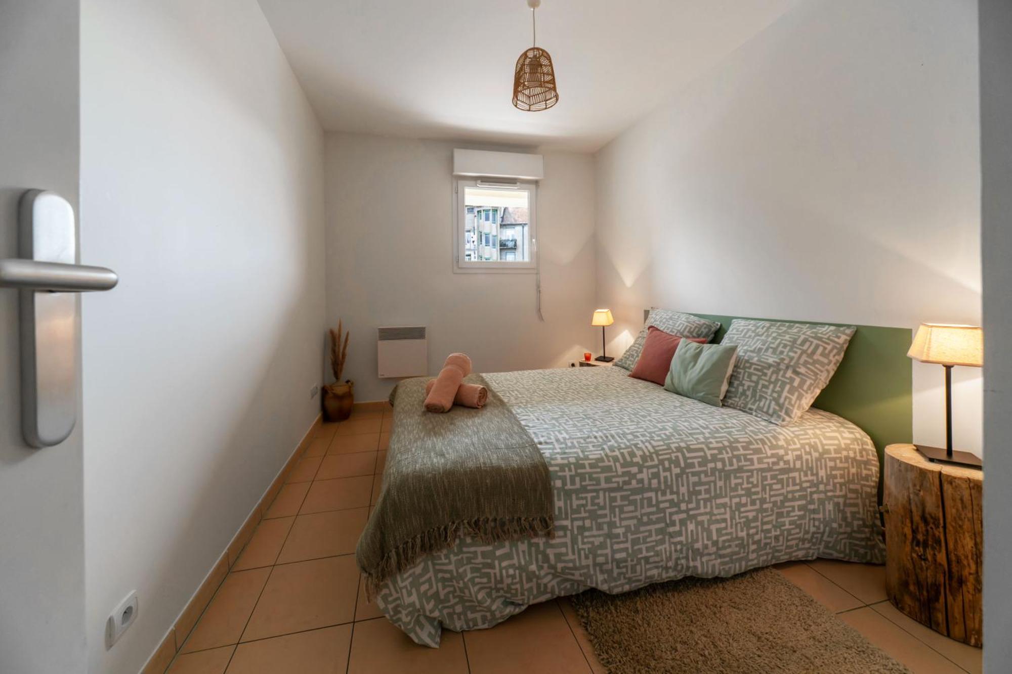 L'Eugenie - Appartement Design & Confort En Centre-Ville Vichy Exterior photo